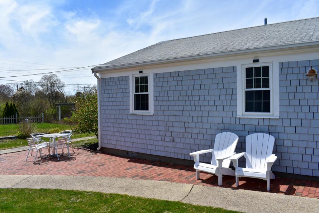 Seaside Serenity, Just A Block /0.1 Mile Away From The Beach Yarmouth Port Екстериор снимка